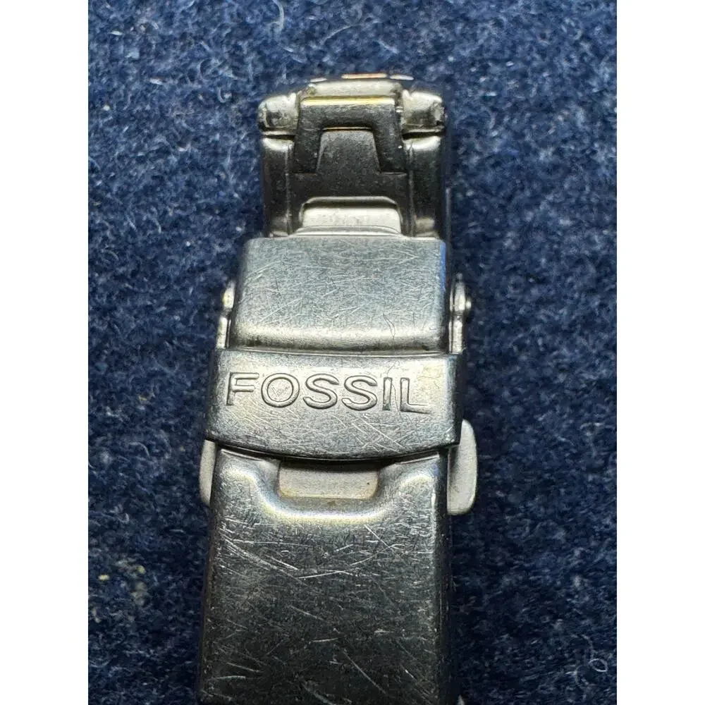 Fossil Blue 330 Meters Wrist Watch (needs battery)